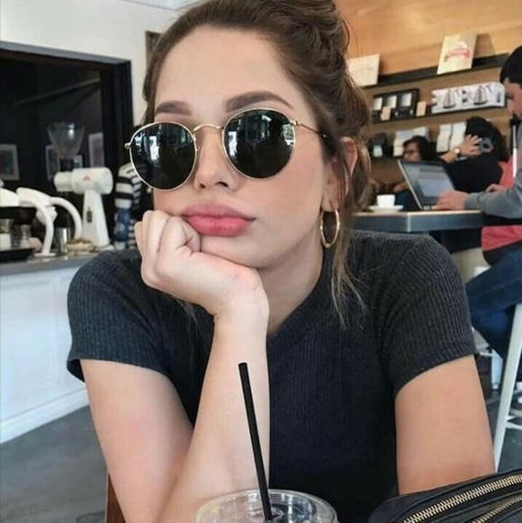 Model Display Ray-Ban Round Metal Green G15 RB3447 - Picture 15 of 16